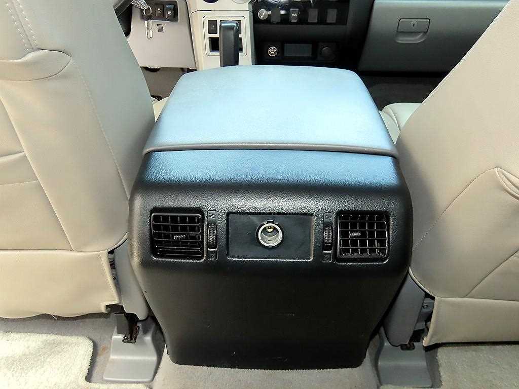 Toyota Tundra 2017 the color of pearl - Importación desde Corea - HF Imports Iquique - Foto 17