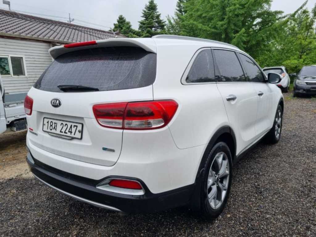 KIA Sorento - Vista 4