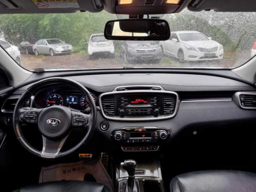 KIA Sorento - Vista 12