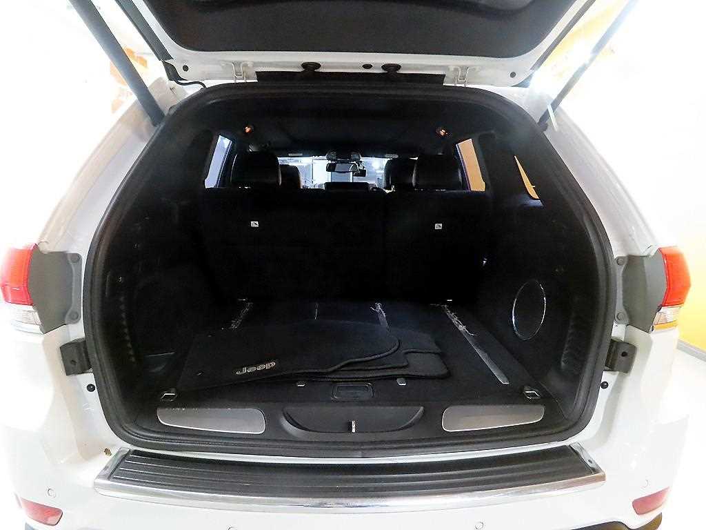 Jeep Cherokee - Vista 5