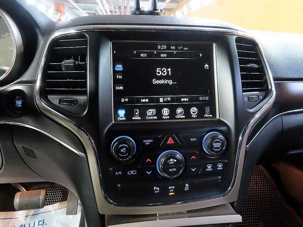 Jeep Cherokee - Vista 10