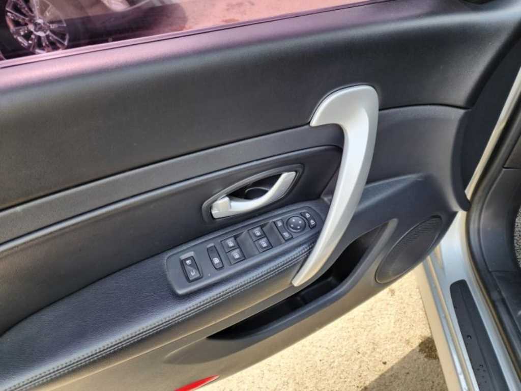 SAMSUNG SM5 - Vista 9