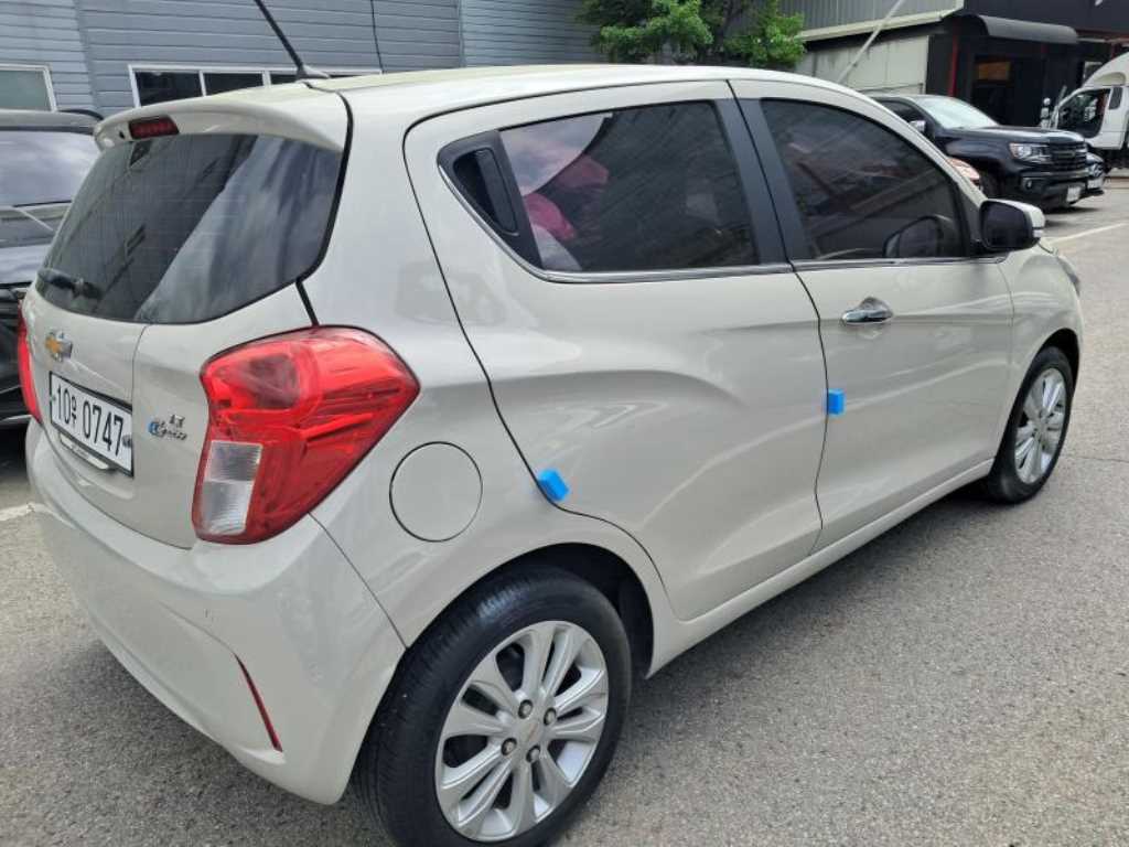 Chevrolet Spark - Vista 4