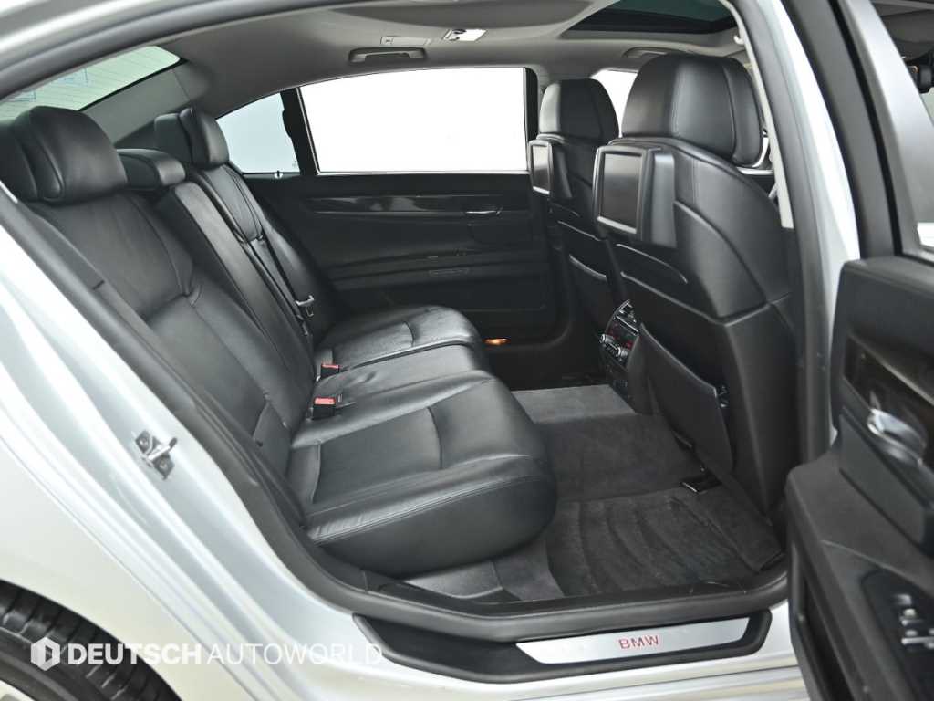 BMW 7 Series - Vista 12