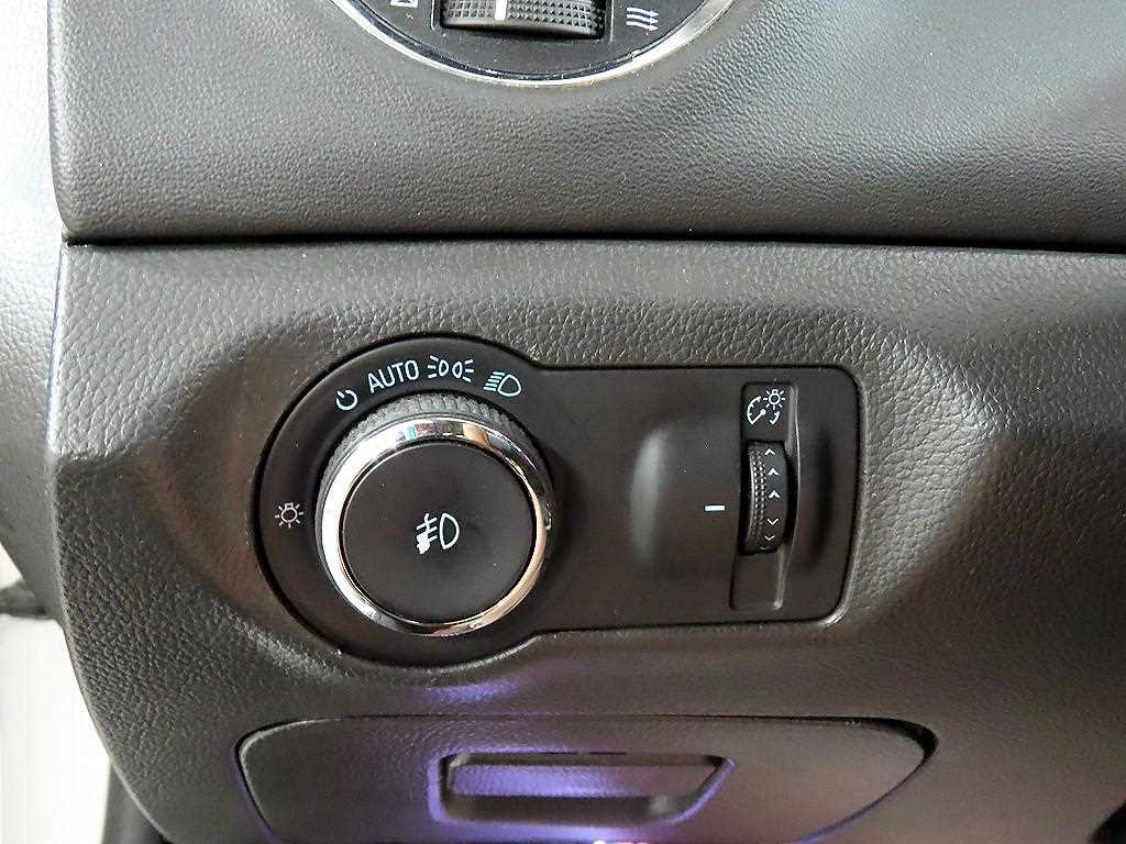 Chevrolet Cruise - Vista 12