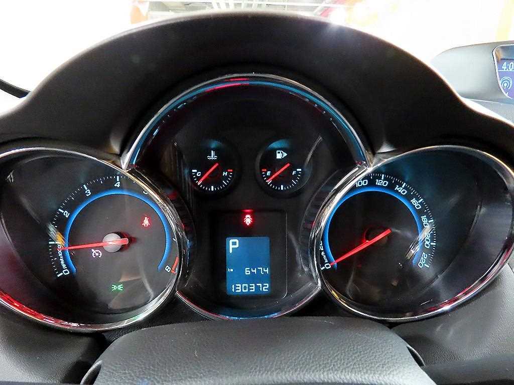 Chevrolet Cruise - Vista 5