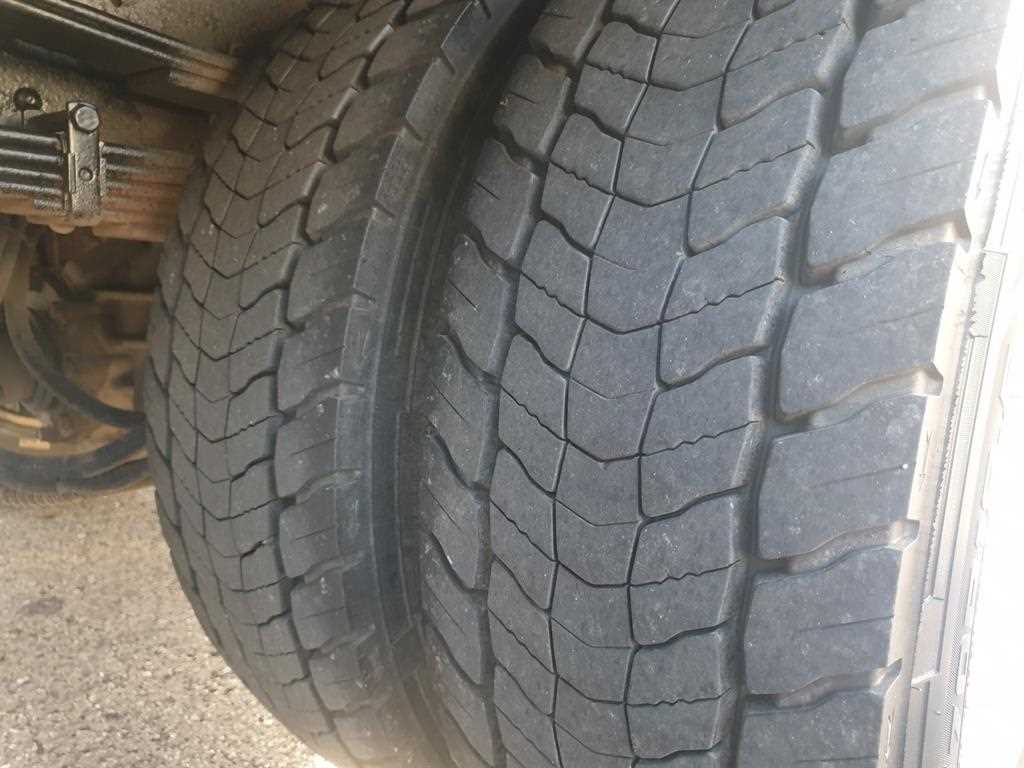 medium and large cargo Cargo 2009 Blanco - Importación desde Corea - HF Imports Iquique - Foto 15