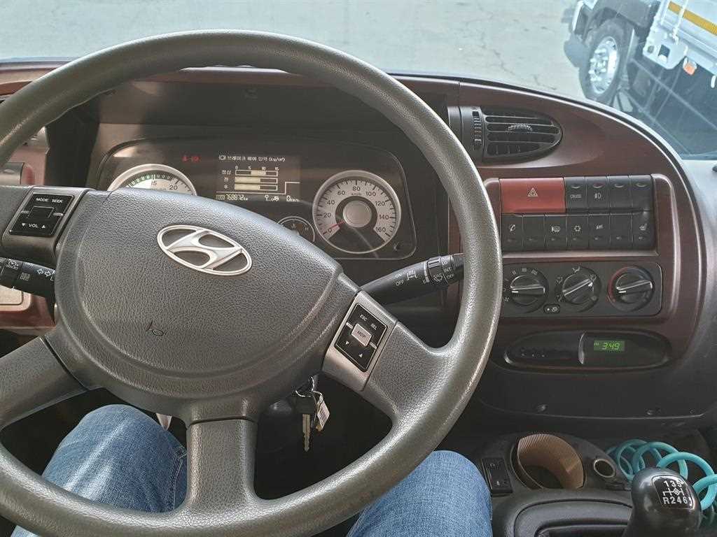 medium and large cargo Cargo 2008 Blanco - Importación desde Corea - HF Imports Iquique - Foto 16