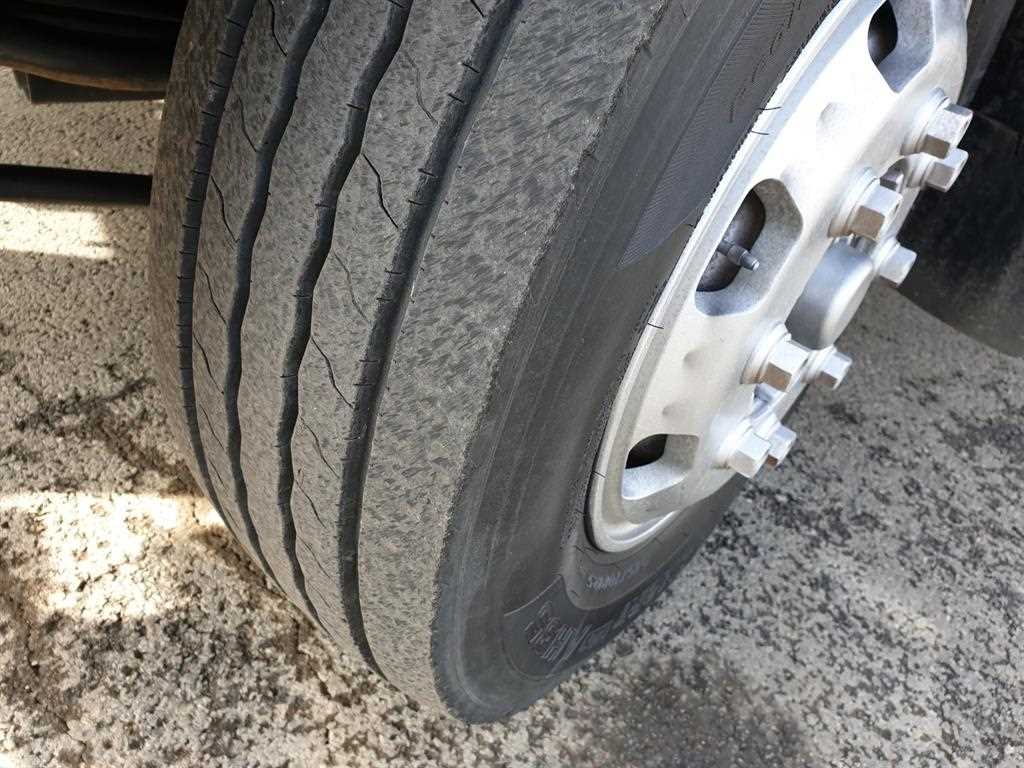 medium and large cargo Cargo 2008 Blanco - Importación desde Corea - HF Imports Iquique - Foto 17