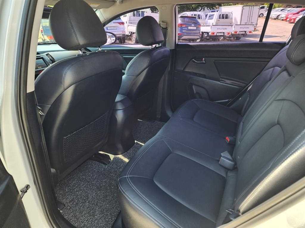 KIA Sportage 2011 Blanco - Importación desde Corea - HF Imports Iquique - Foto 14