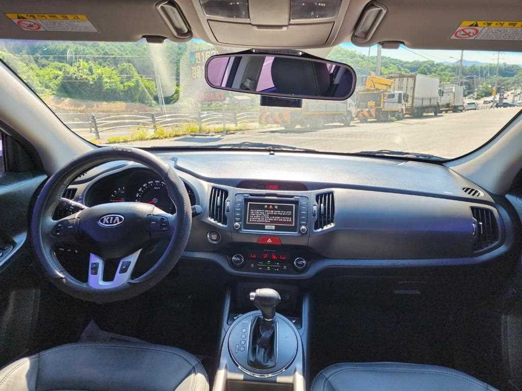 KIA Sportage - Vista 10