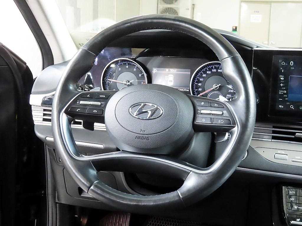 HYUNDAI Grandeur - Vista 7