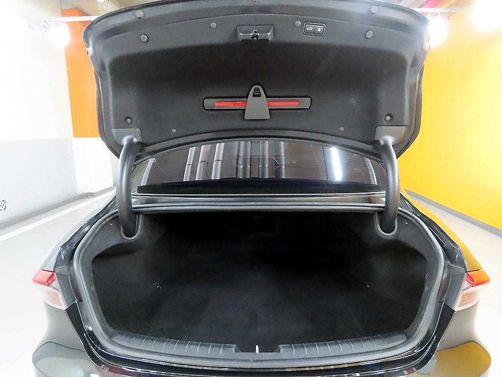 HYUNDAI Grandeur - Vista 5