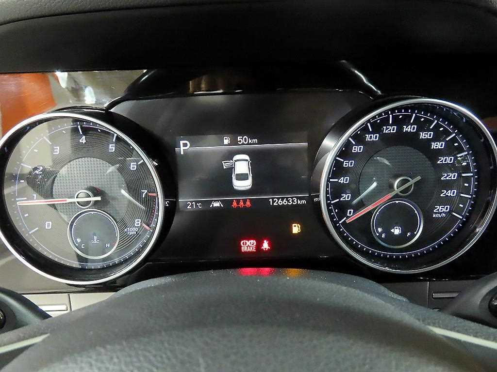 HYUNDAI Grandeur - Vista 6