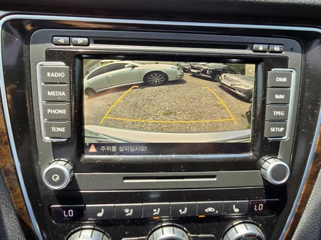 Volkswagen Passat - Vista 11