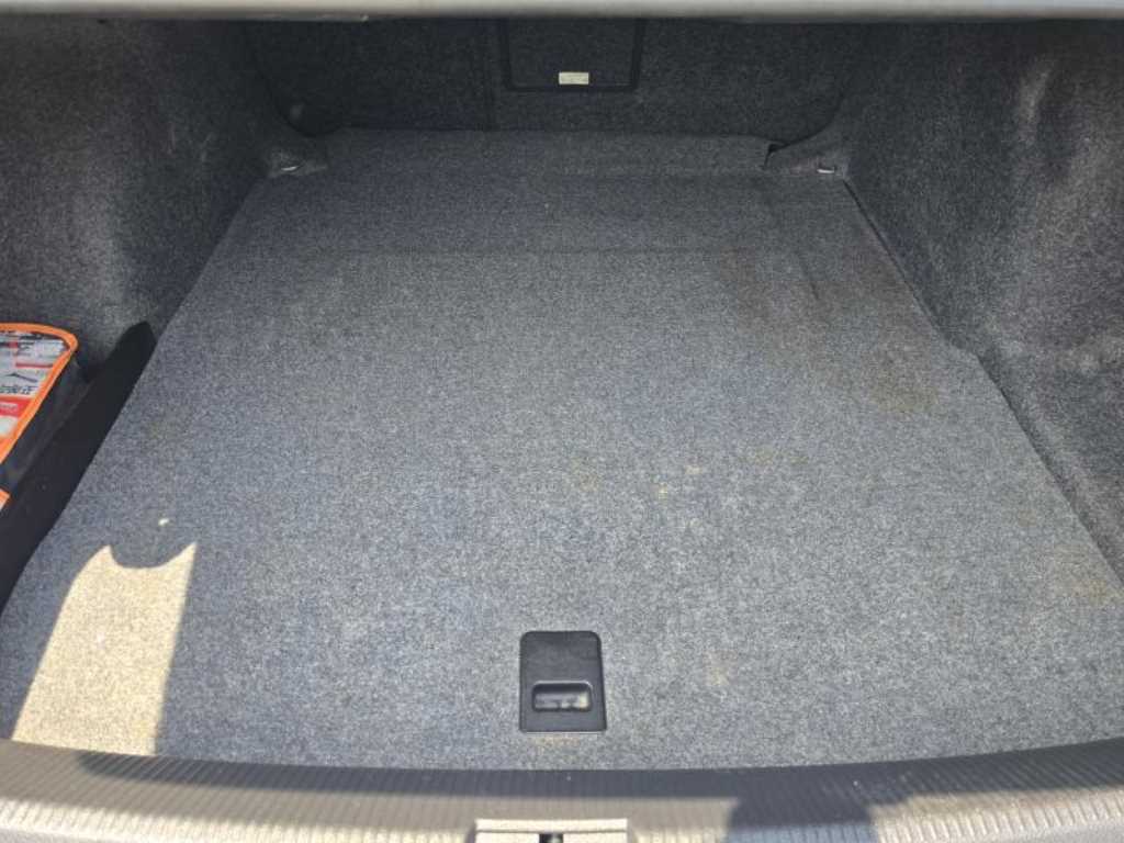 Volkswagen Passat - Vista 8