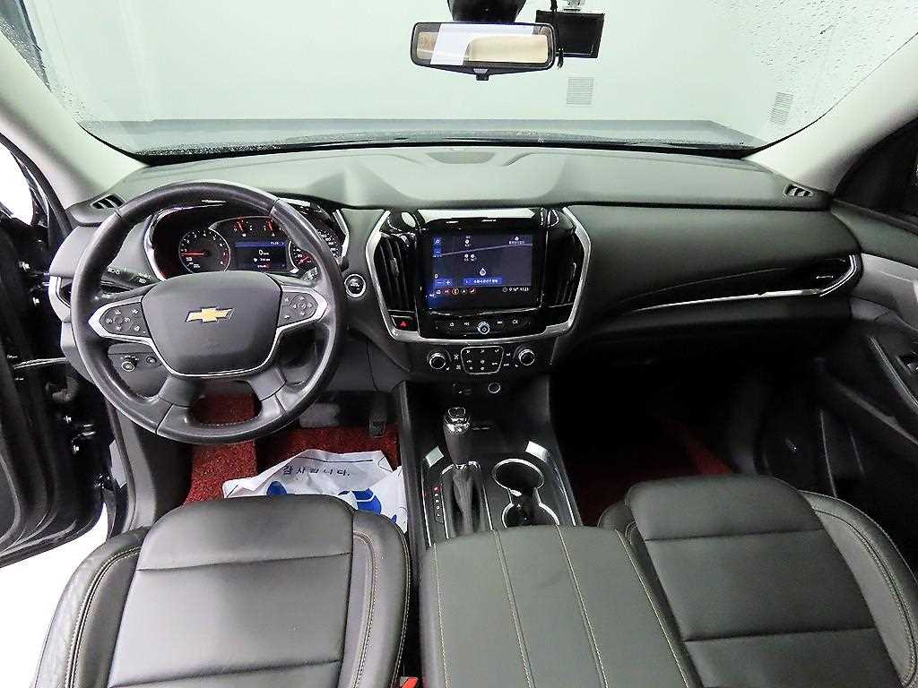 Chevrolet Travers - Vista 7