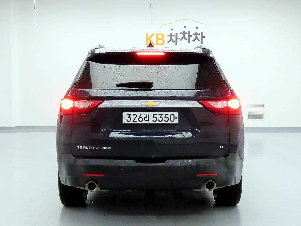 Chevrolet Travers - Vista 4