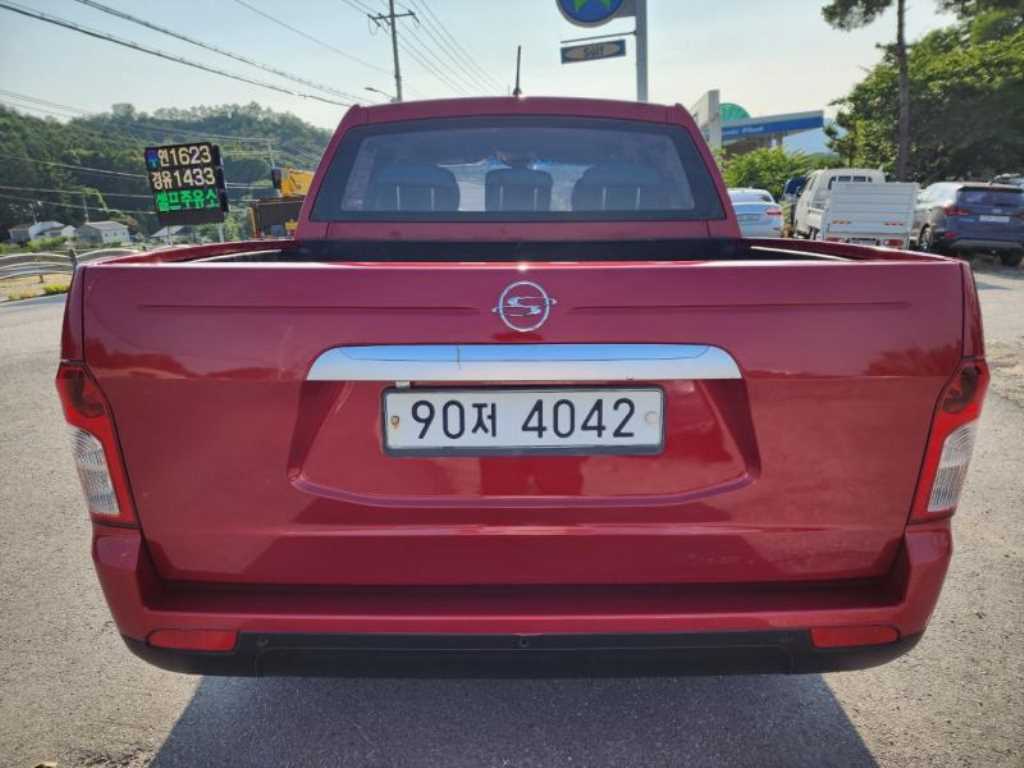 Ssangyong Korando - Vista 6