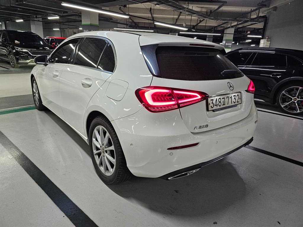 Mercedes Benz A Class - Vista 4