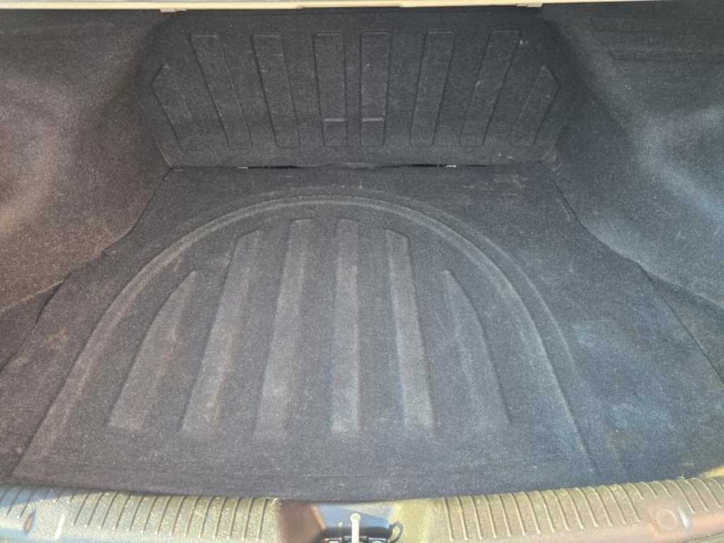 HYUNDAI Avante - Vista 8