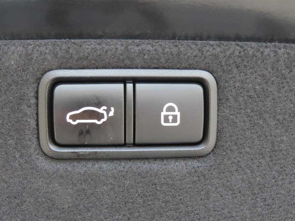 Genesis G80 2018 Negro - Importación desde Corea - HF Imports Iquique - Foto 17