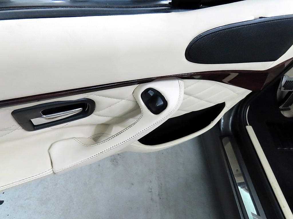 BMW Z3 2001 Gris - Importación desde Corea - HF Imports Iquique - Foto 16