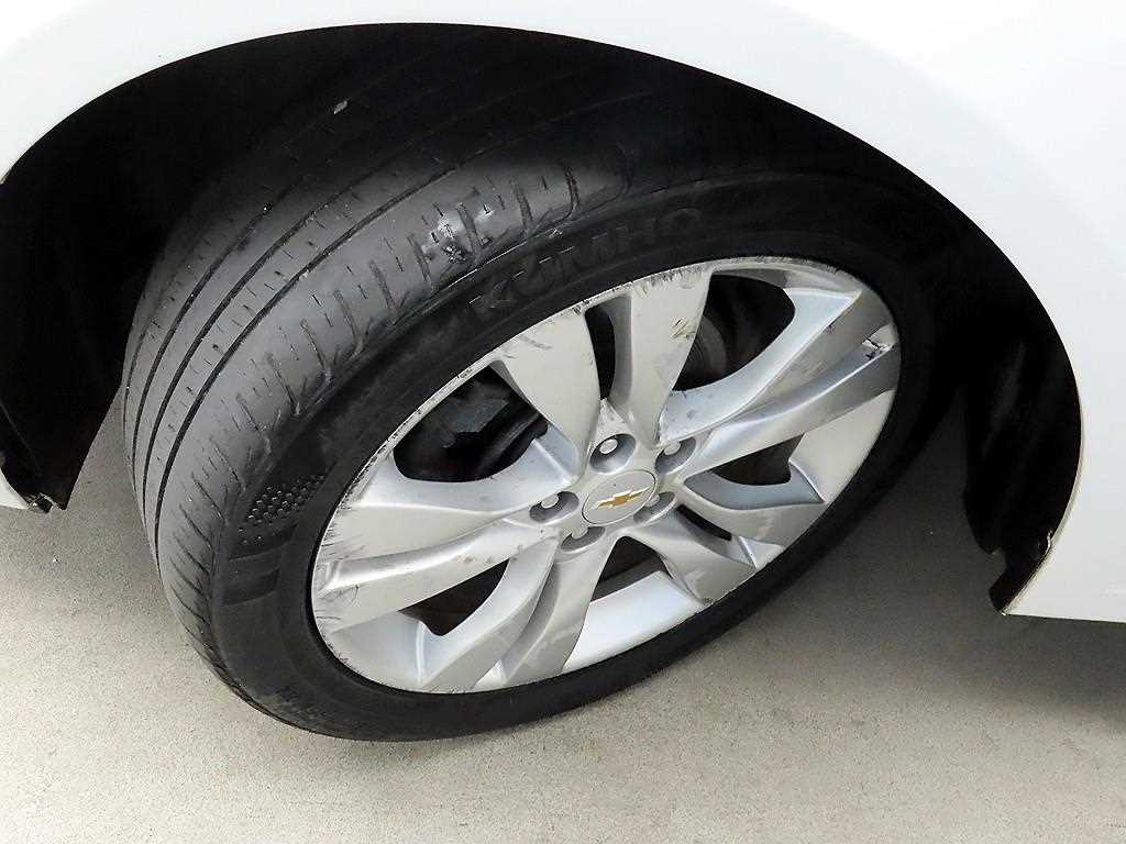 Chevrolet Cruise 2013 Blanco - Importación desde Corea - HF Imports Iquique - Foto 18