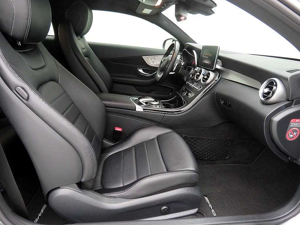 Mercedes Benz C Class - Vista 7