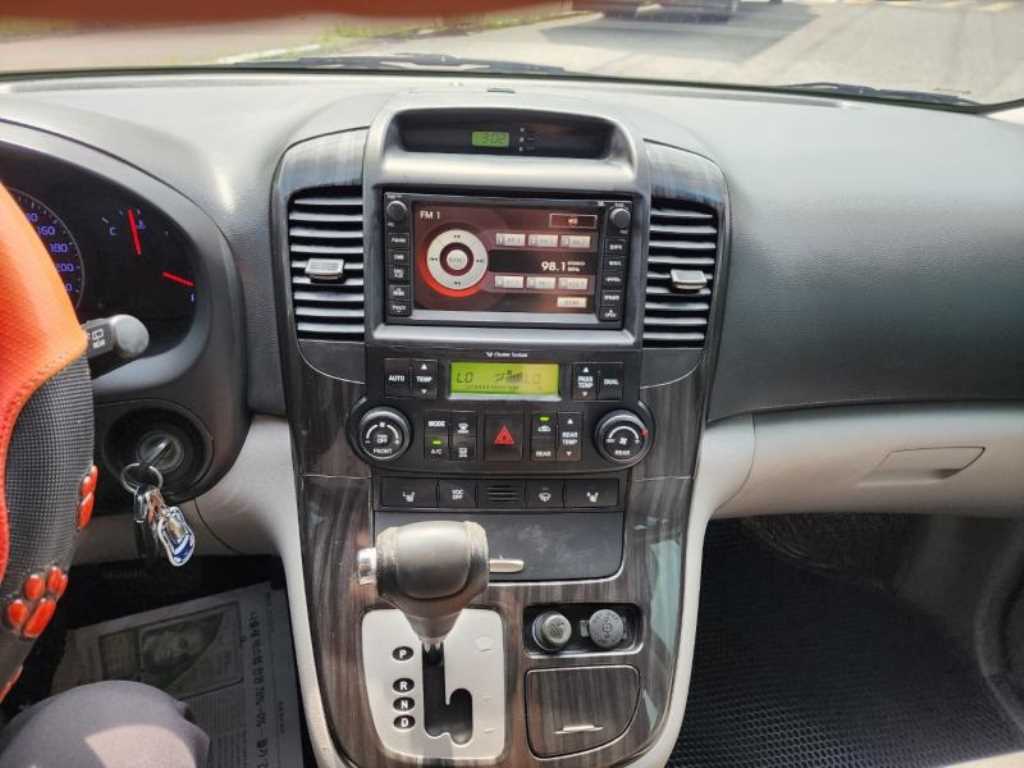 KIA Carnival 2013 Negro - Importación desde Corea - HF Imports Iquique - Foto 16