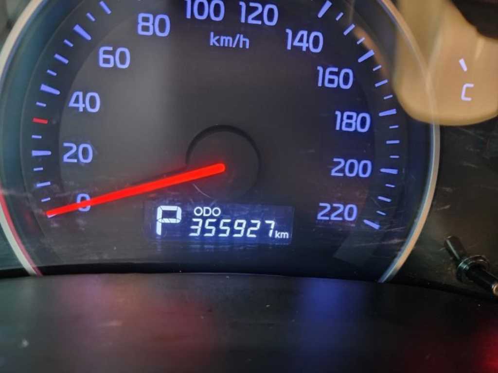 KIA Carnival 2013 Negro - Importación desde Corea - HF Imports Iquique - Foto 15