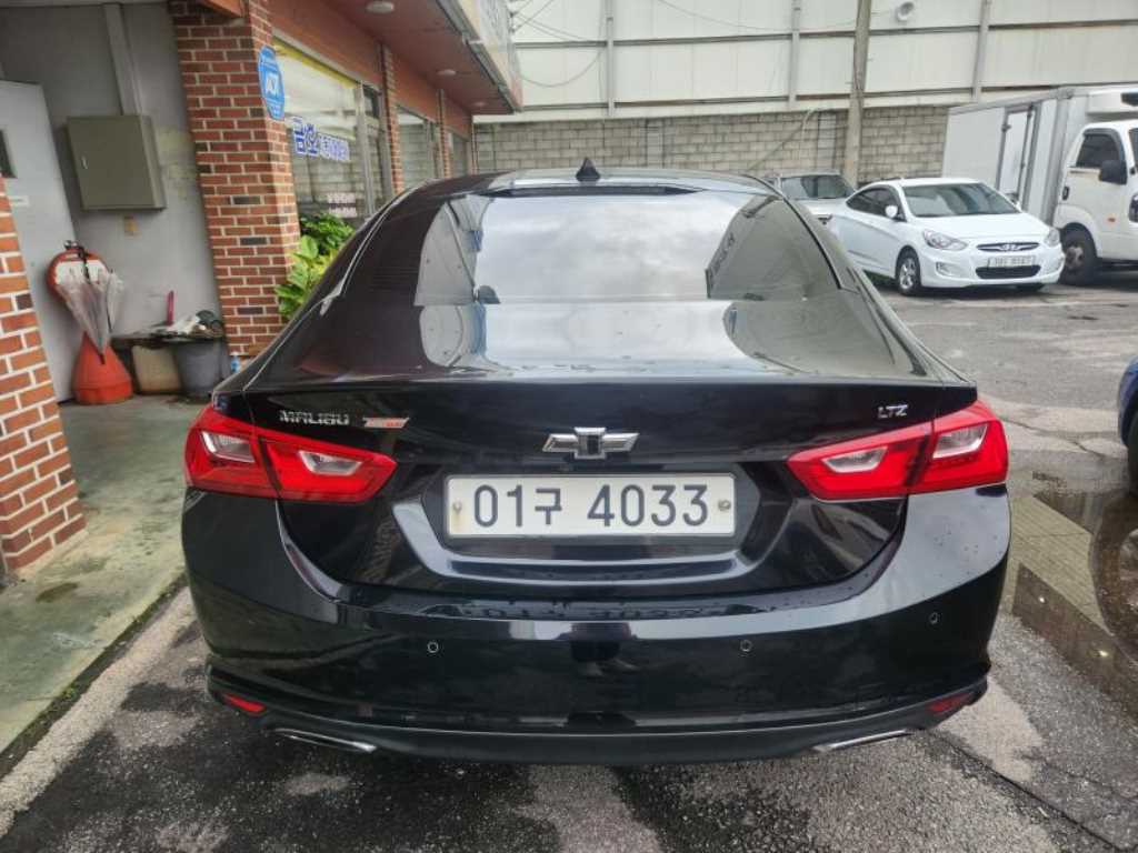 Chevrolet Malibu - Vista 5