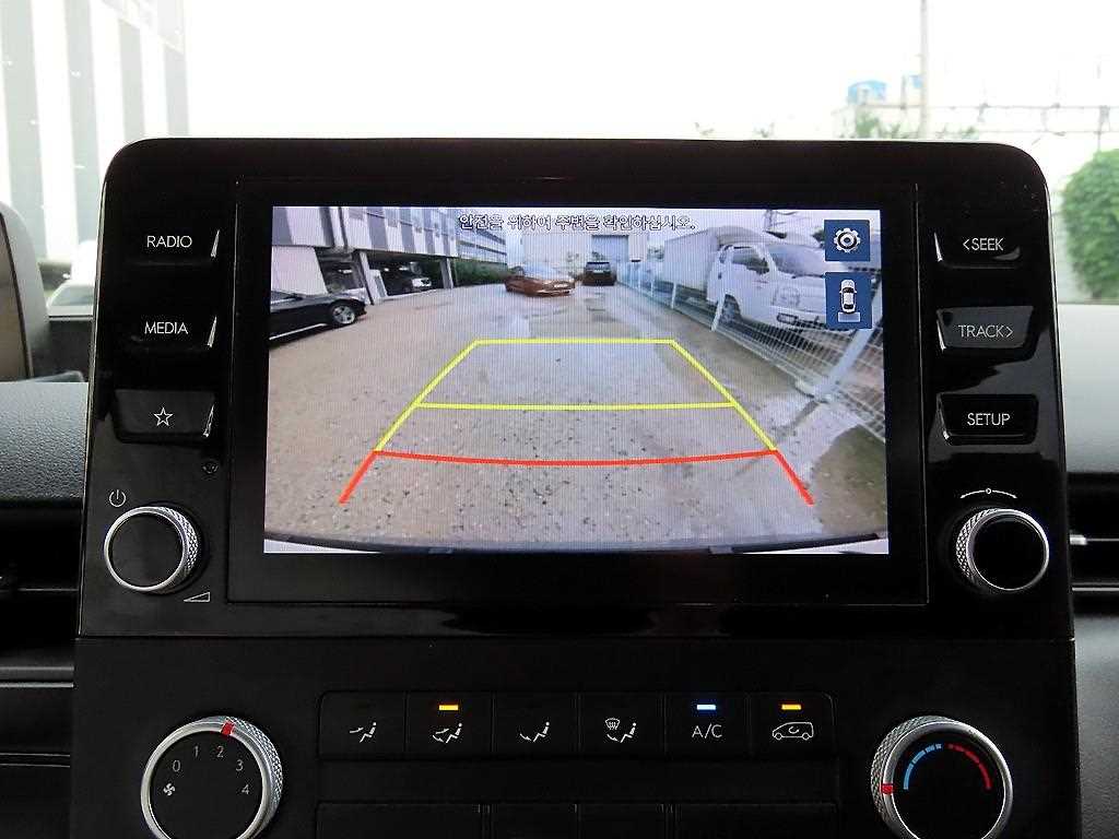 HYUNDAI Staria 2022 Plateado - Importación desde Corea - HF Imports Iquique - Foto 14