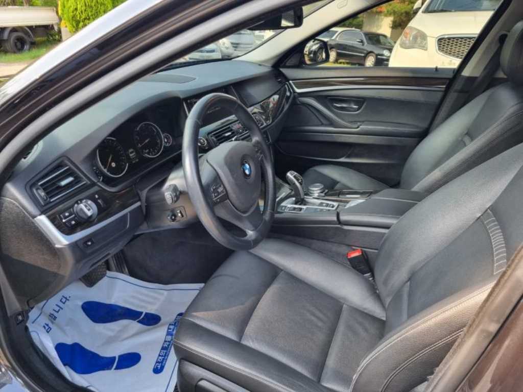 BMW 5 Series - Vista 7