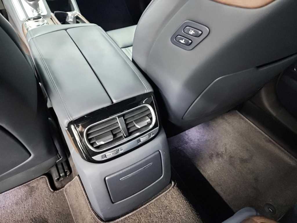 Genesis G90 2019 Negro - Importación desde Corea - HF Imports Iquique - Foto 19