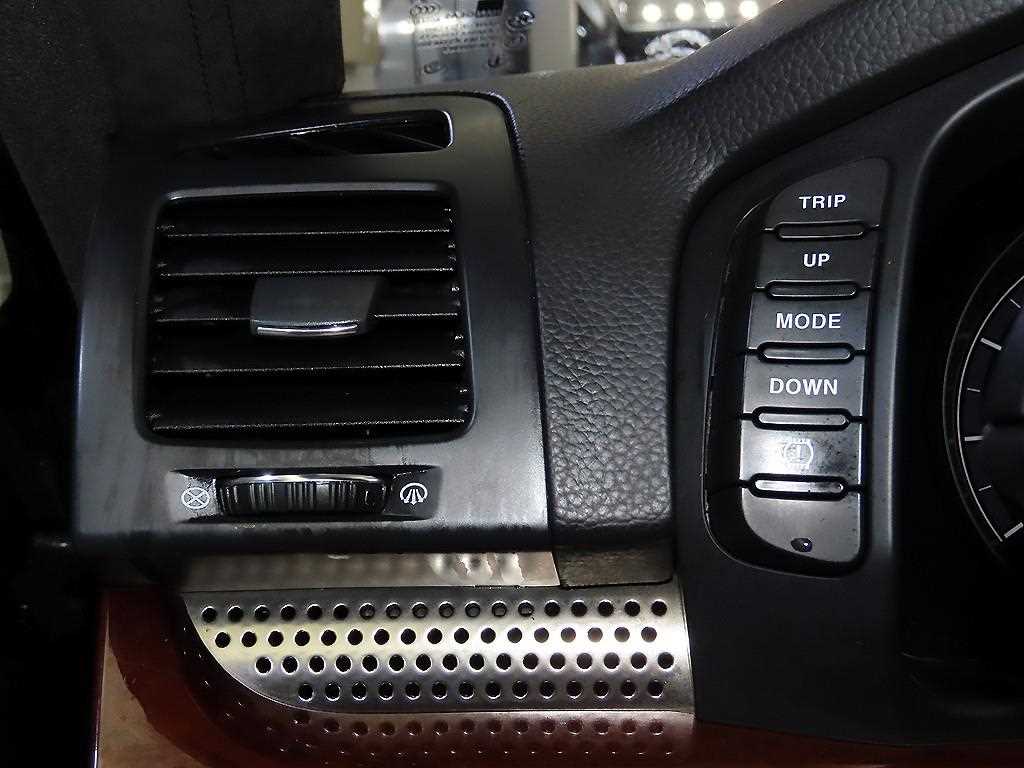 Ssangyong Chairman 2011 Negro - Importación desde Corea - HF Imports Iquique - Foto 13