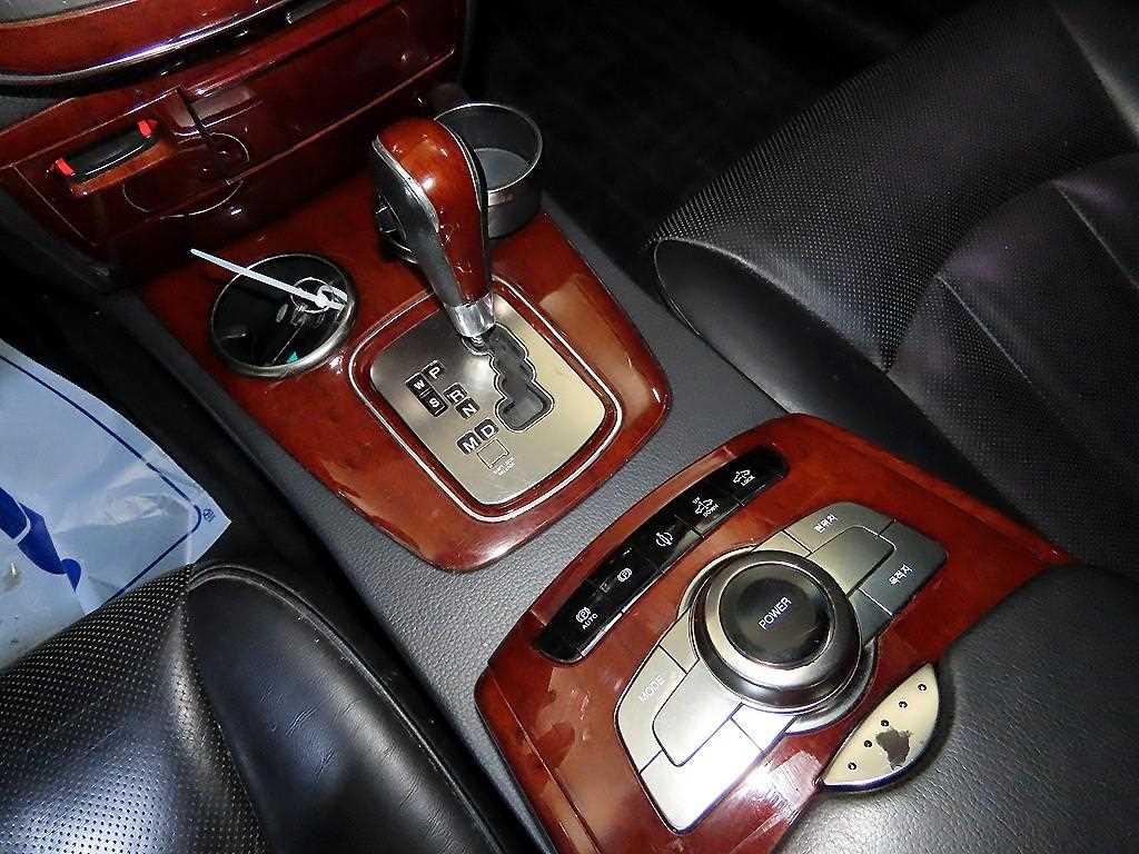 Ssangyong Chairman - Vista 12