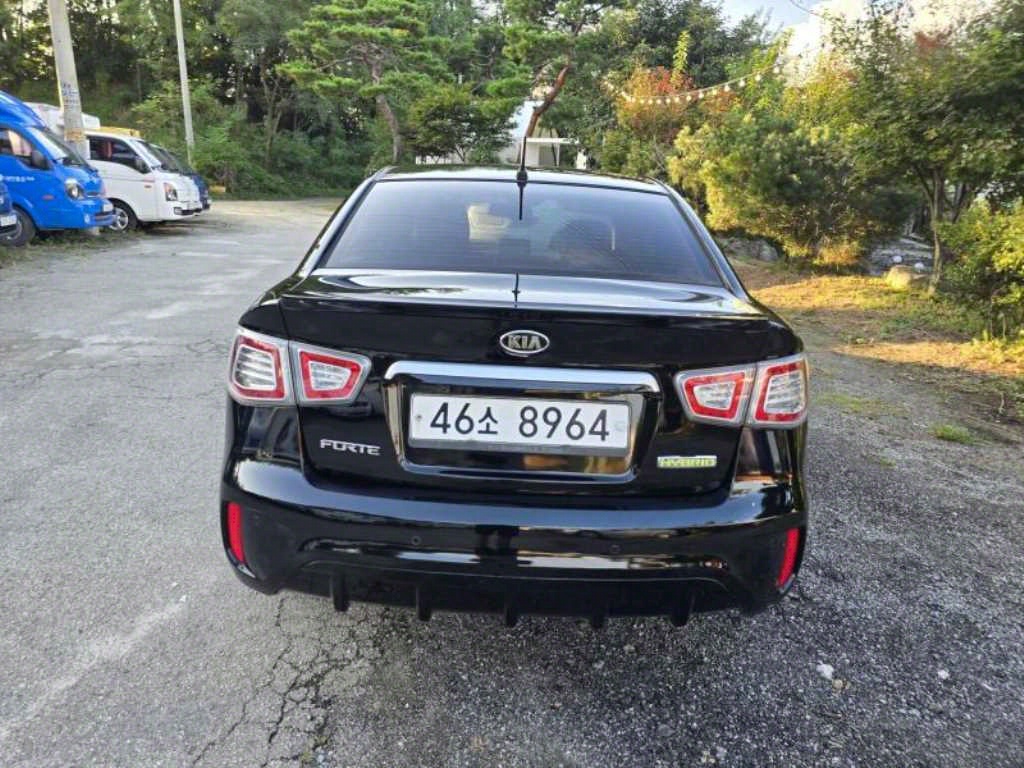 KIA Forte - Vista 4