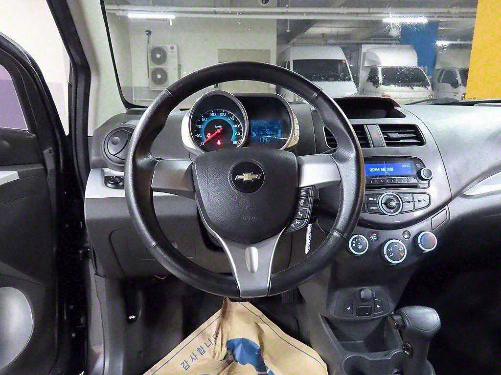 Chevrolet Spark - Vista 6