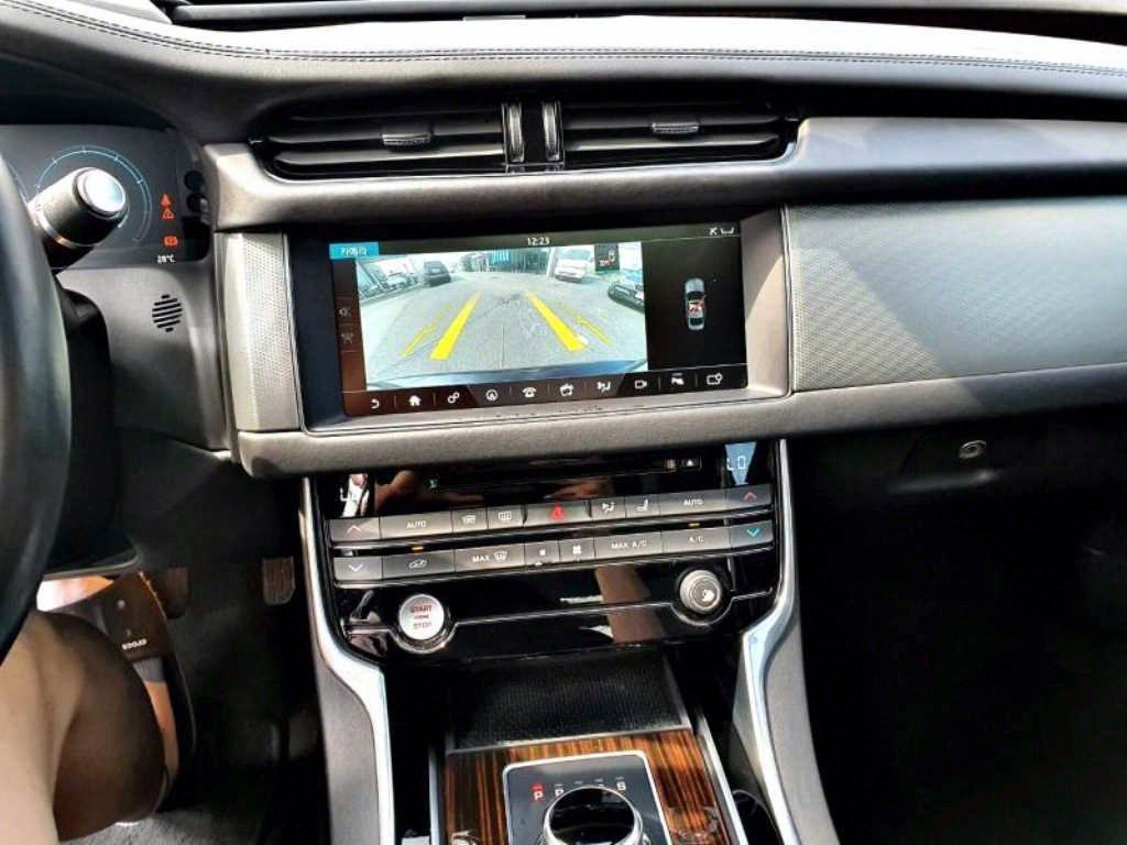 Jaguar XF 2017 - Importación desde Corea - HF Imports Iquique - Foto 14