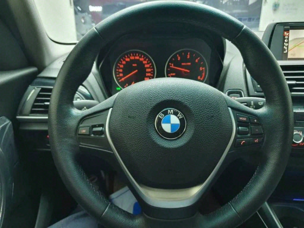 BMW 1 series - Vista 6