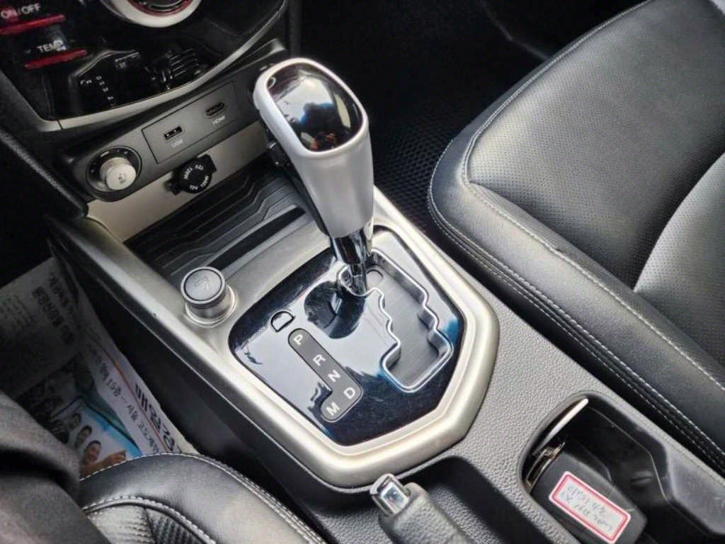 Ssangyong Tivoli 2016 Azul - Importación desde Corea - HF Imports Iquique - Foto 20