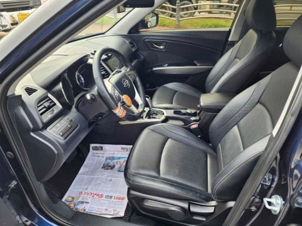 Ssangyong Tivoli - Vista 12