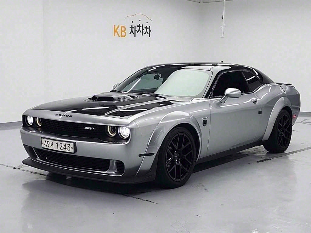 DODGE Challenger