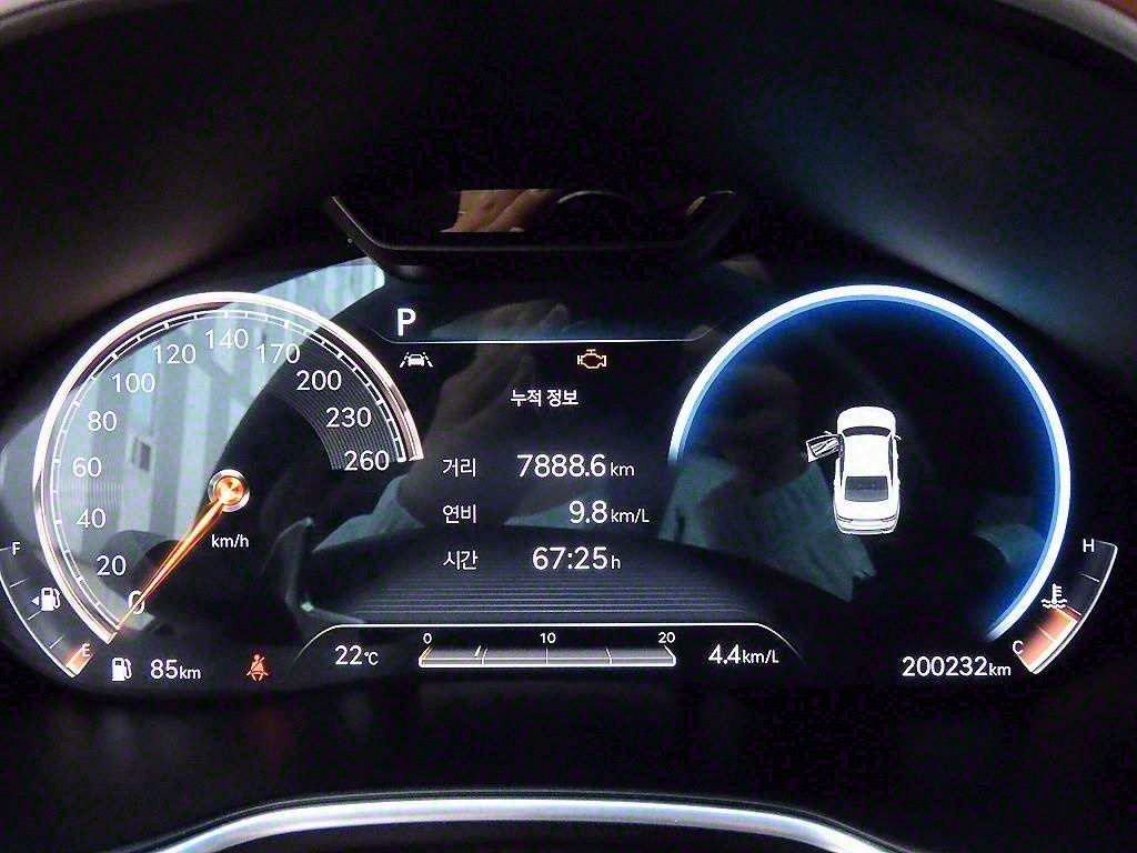 Genesis G80 - Vista 9