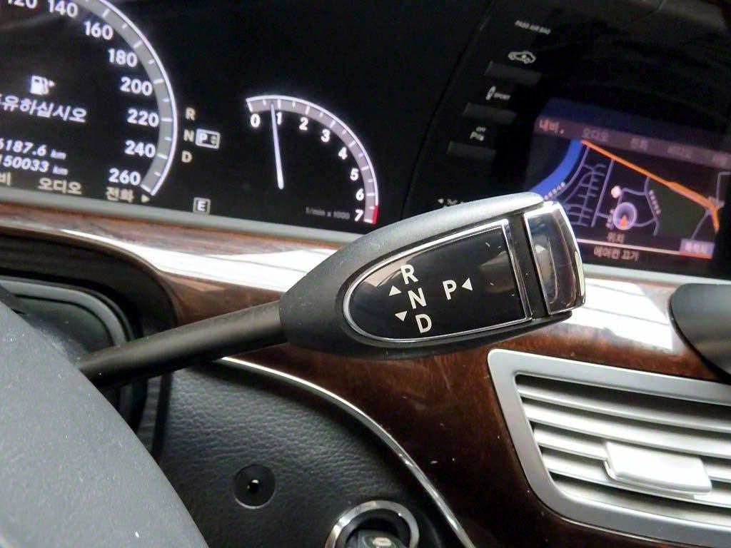 Mercedes Benz S Class 2011 Negro - Importación desde Corea - HF Imports Iquique - Foto 13