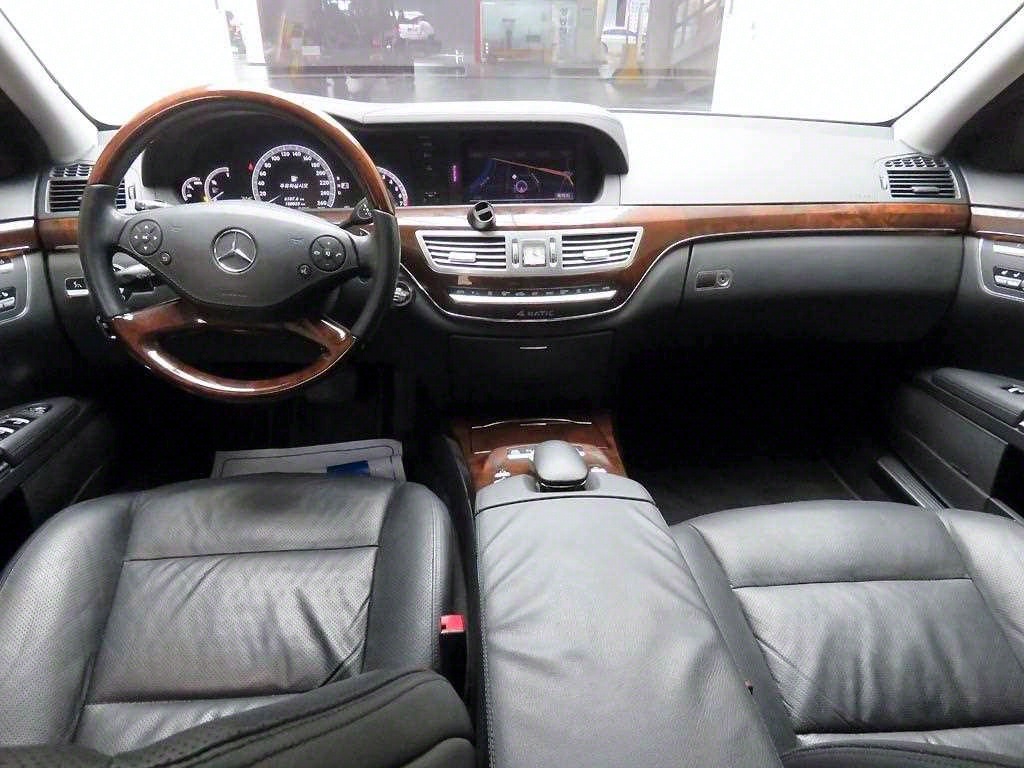 Mercedes Benz S Class - Vista 6