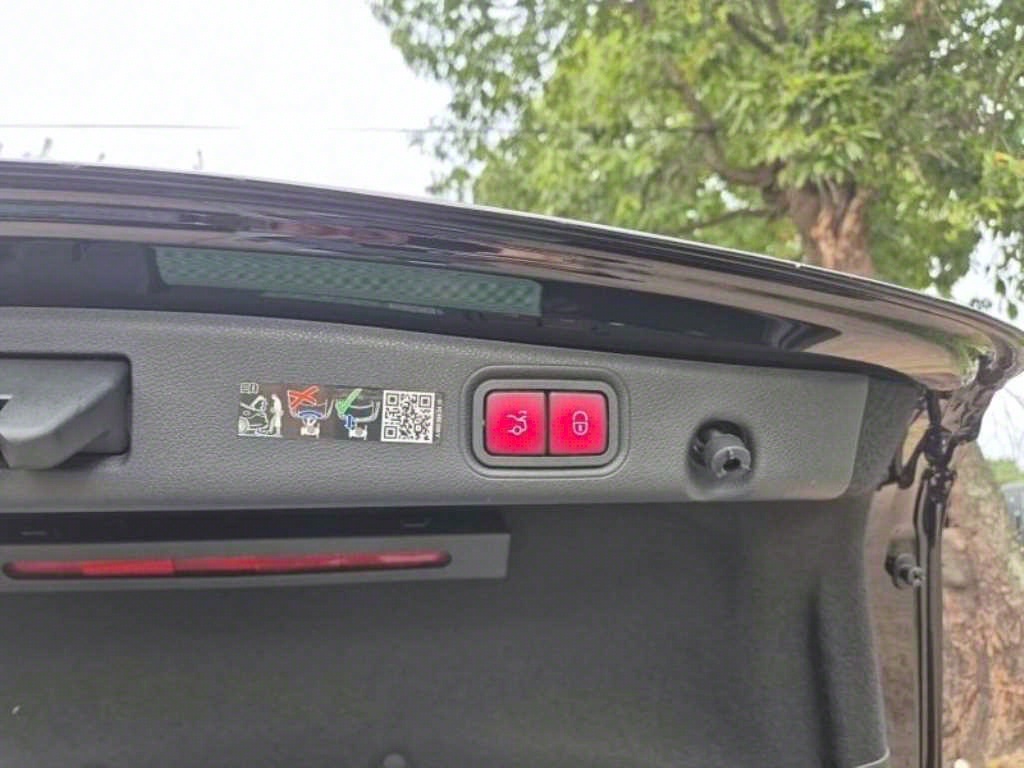 Mercedes Benz E class 2023 Negro - Importación desde Corea - HF Imports Iquique - Foto 19