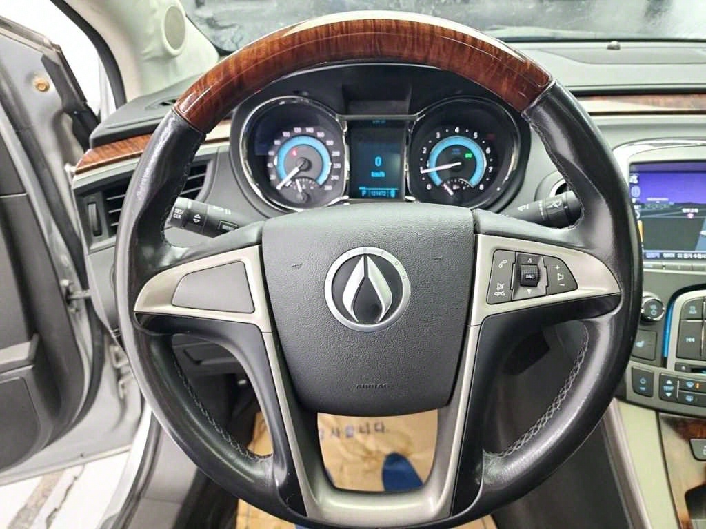 DAEWOO Alpheon - Vista 9