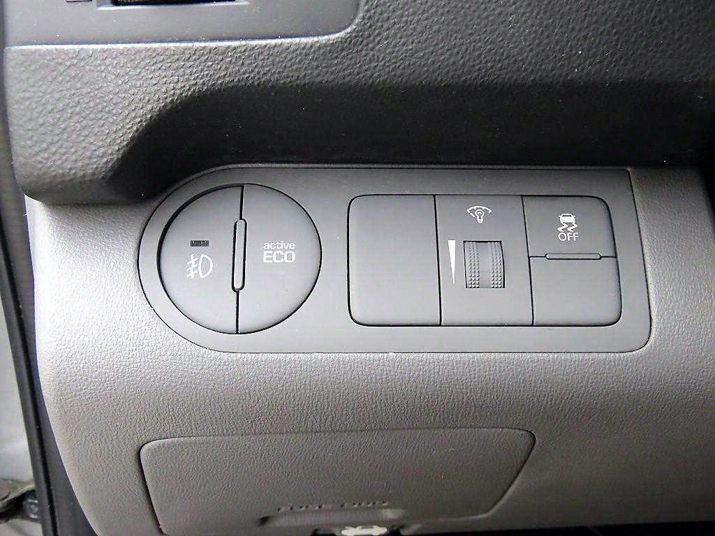 HYUNDAI Starex - Vista 11